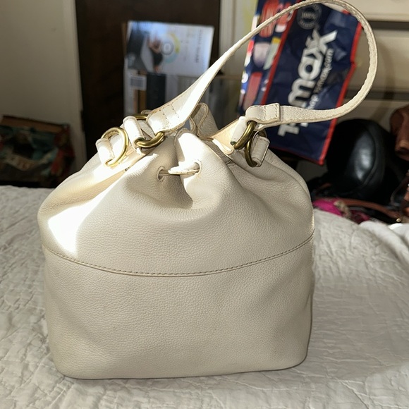 Fossil Vickery Drawstring Leather Bucket Bag Purse Cream (AA5) - Picture 3 of 7